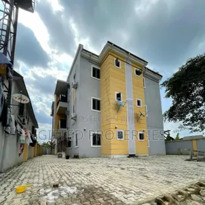 2bdrm Block of Flats in Rukpokwu Eneka Rd, Port-Harcourt for sale