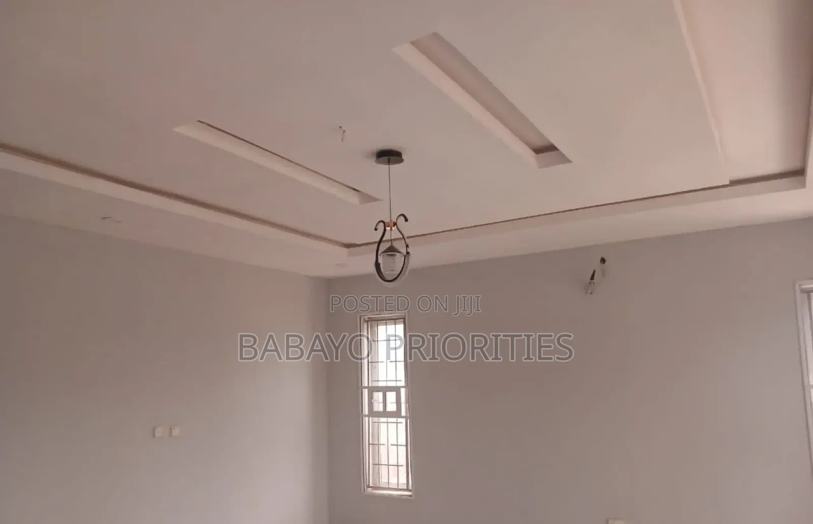 4bdrm Duplex in Jericho for sale