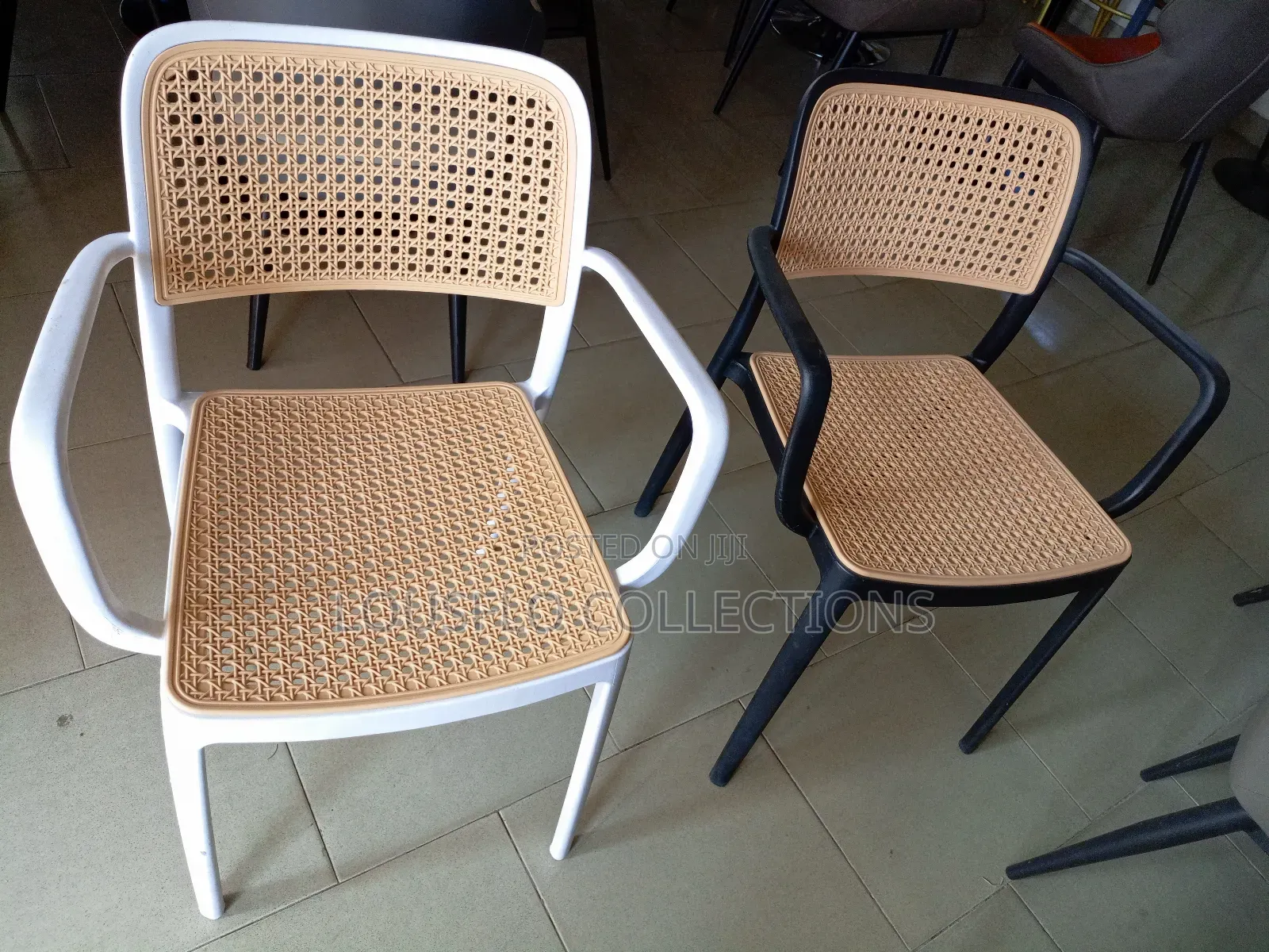 Quality Plastic Eatery Chairs