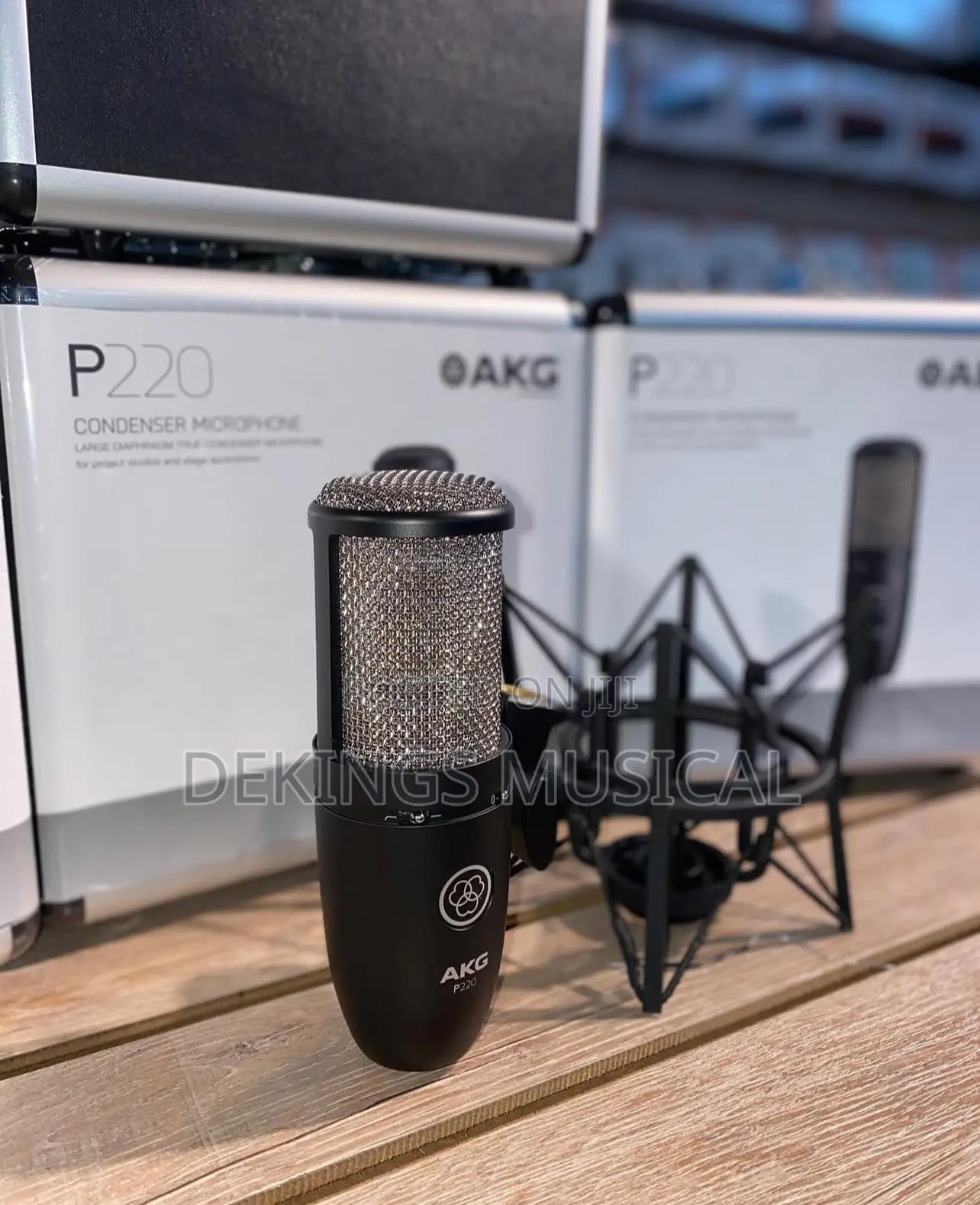 Akg P220 Large Diaphragm Studio Condenser Microphone