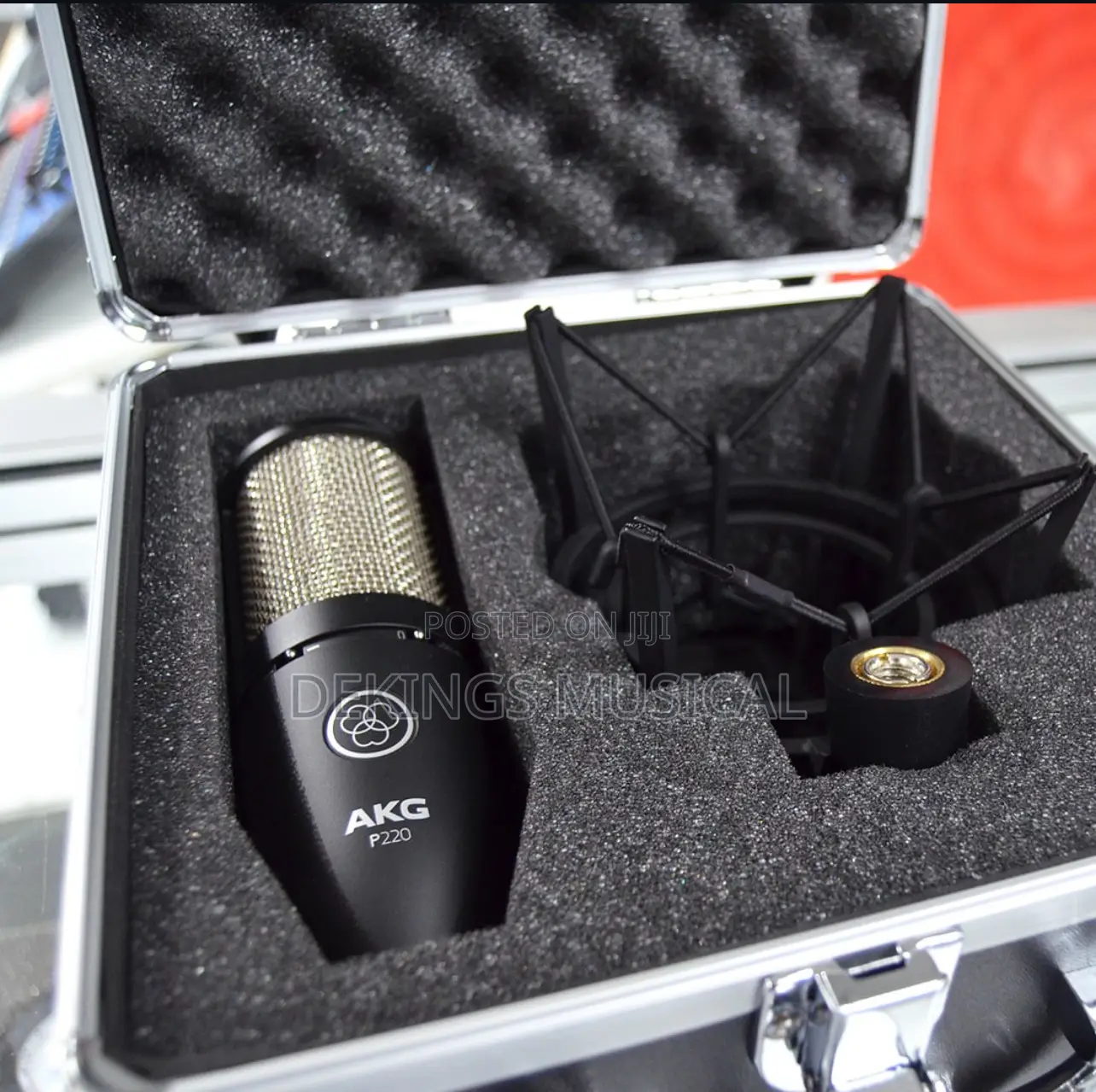 Akg P220 Large Diaphragm Studio Condenser Microphone