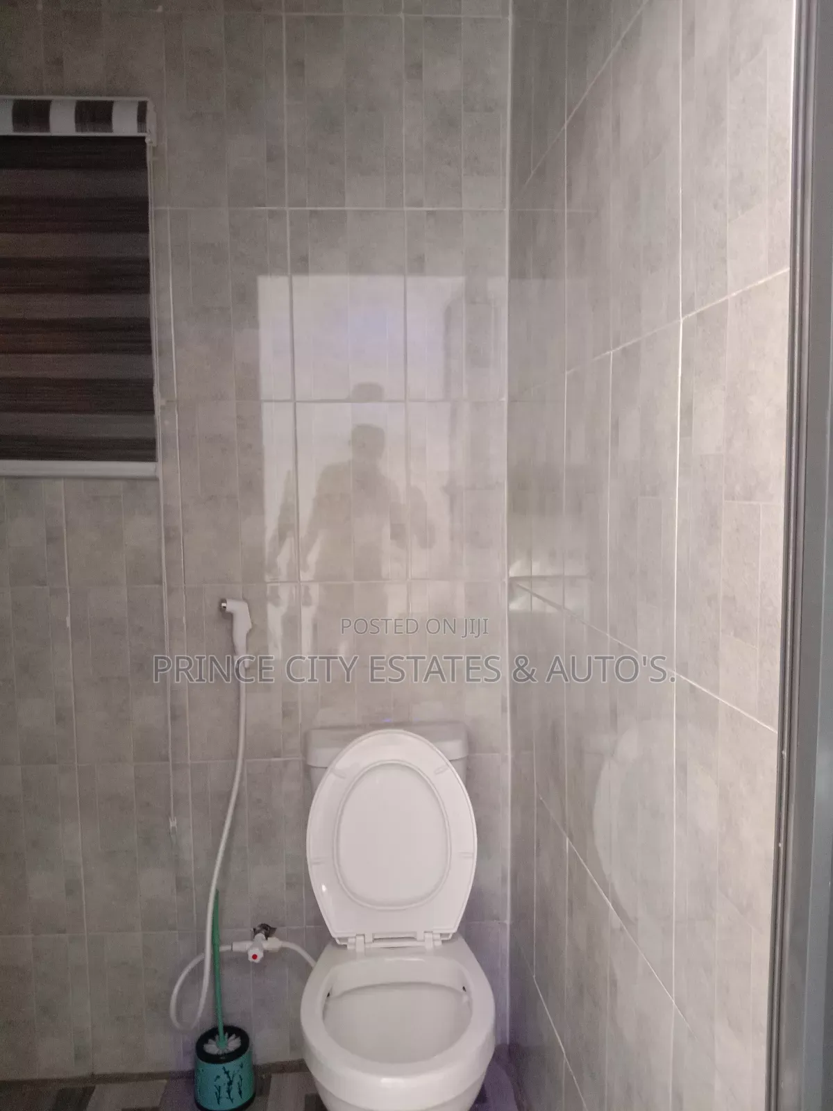Furnished Studio Apartment in Off Market Street., Shomolu for sale