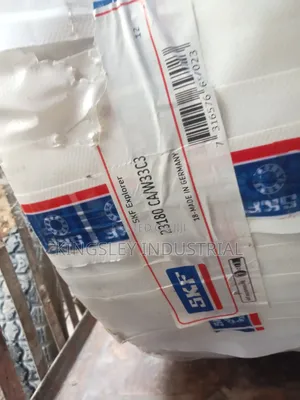 Heavy Duty Spherical Roller Bearing 23180caw33.C3