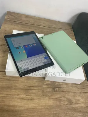 Apple iPad 10.2 (2021) 64 GB Gray