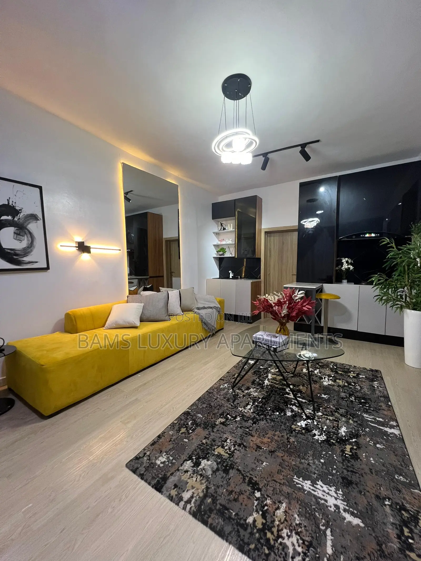 Stylishly One Bed at Chevron
