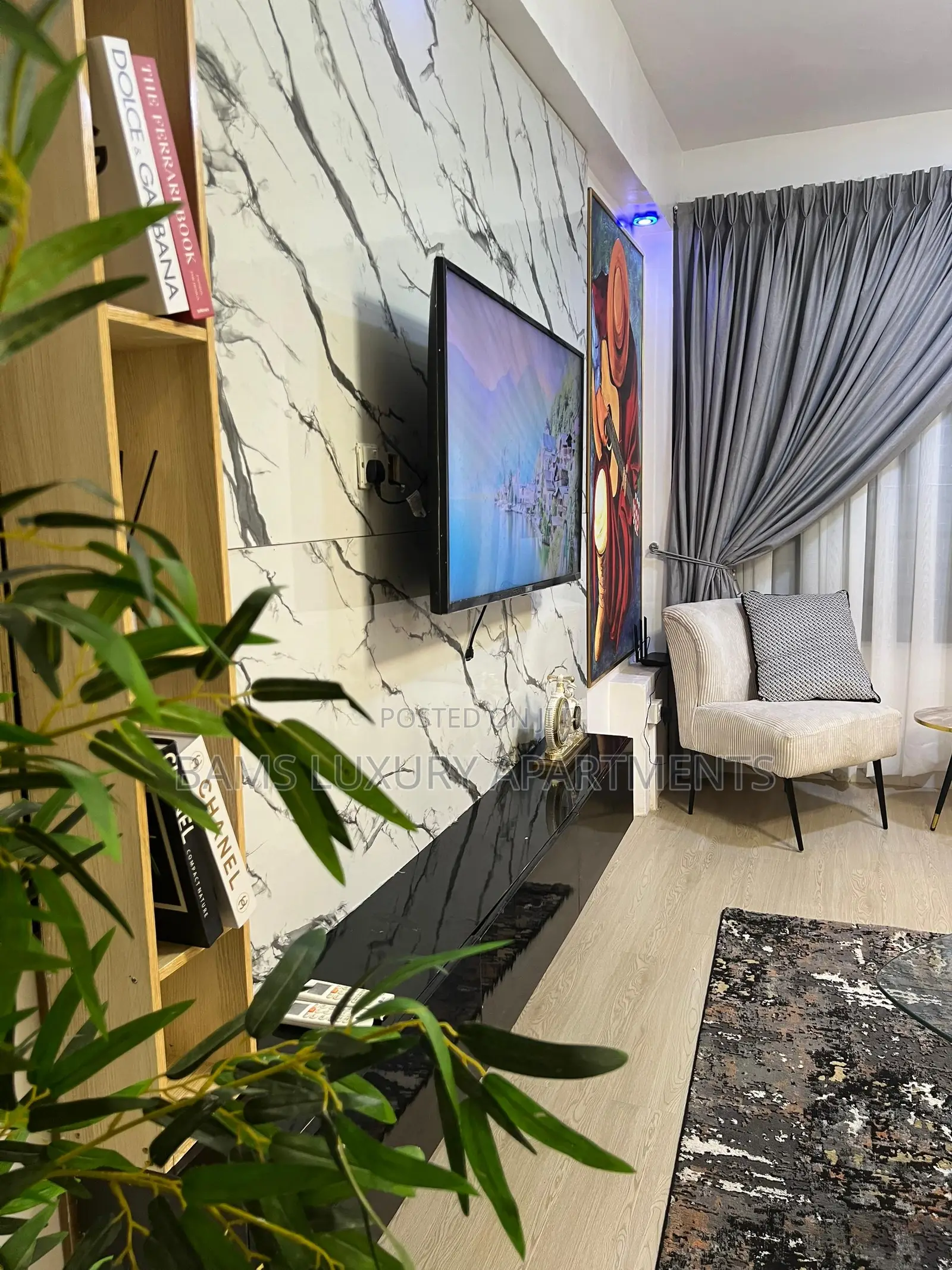 Stylishly One Bed at Chevron