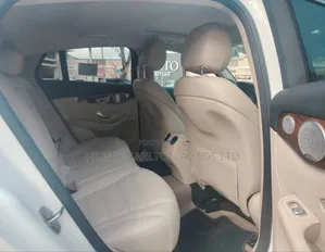 Mercedes-Benz GLC-Class 2017 White