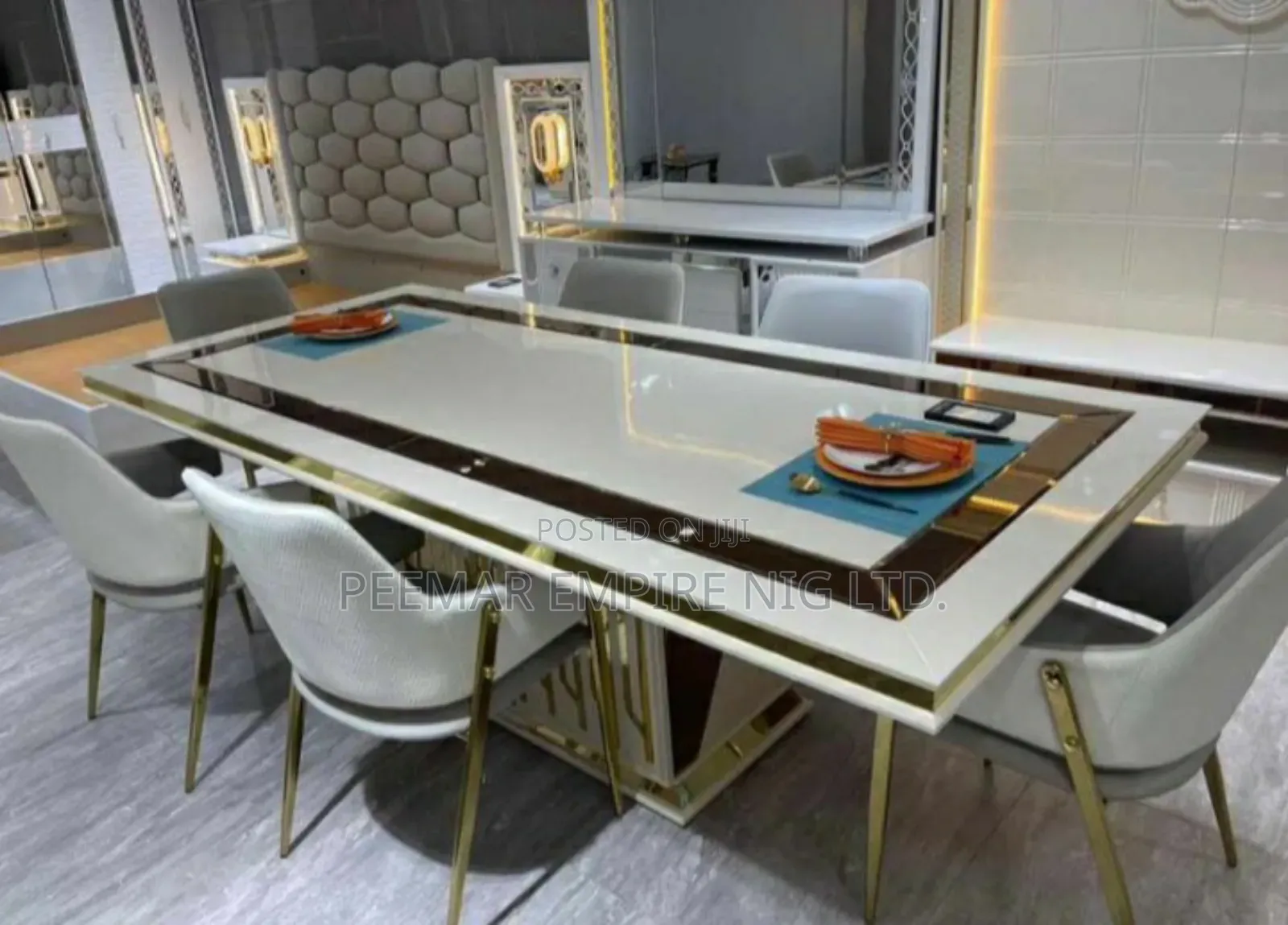 Powerful Exclusive Executive Classic Dining Set 8 Seaters