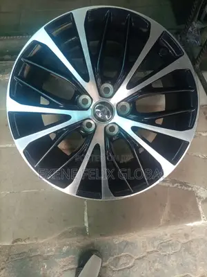 18rim Toyota Camry 2018