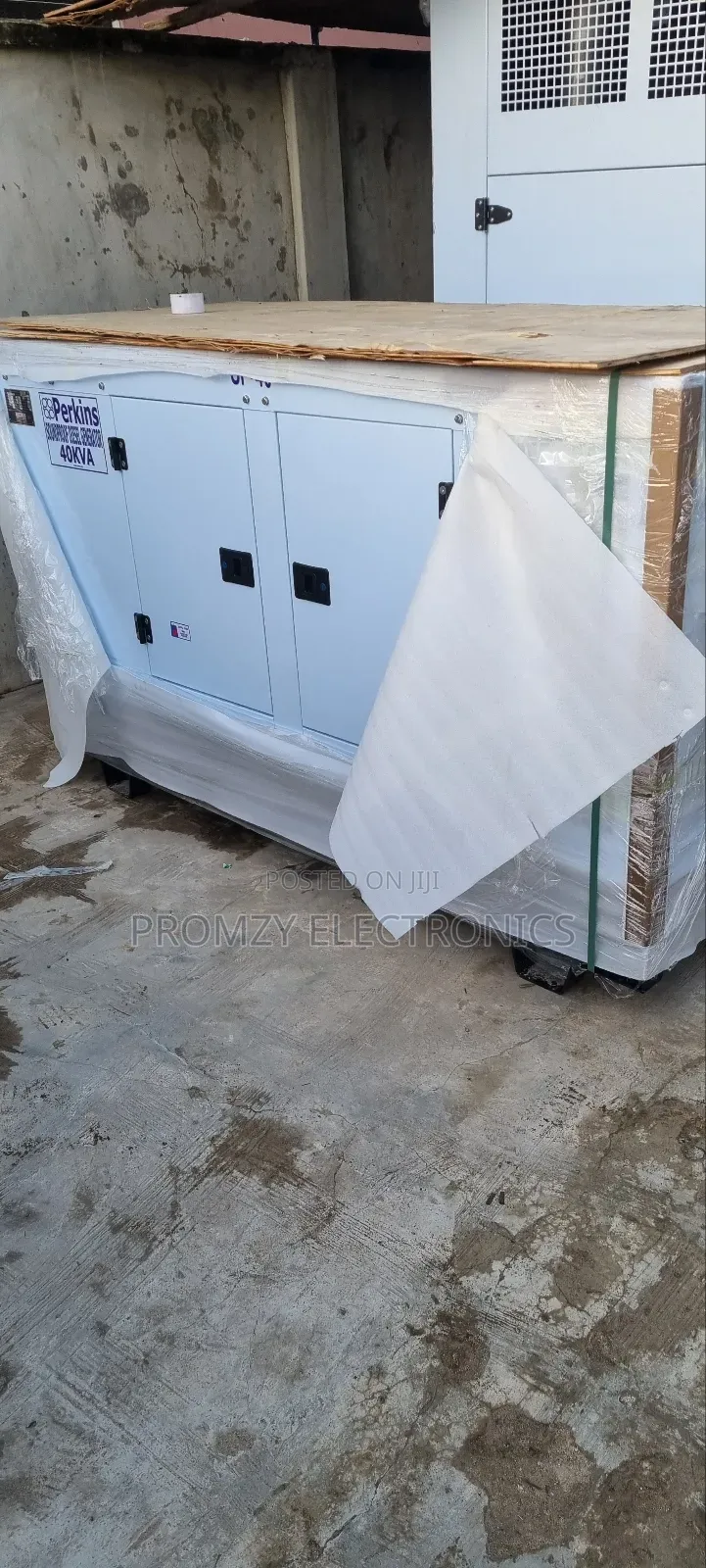 Perkins 40kva Soundproof Diesel Generator