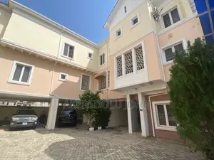 6bdrm Townhouse / Terrace in Katampe Extension for rent