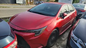 Toyota Corolla LE 2021 Red