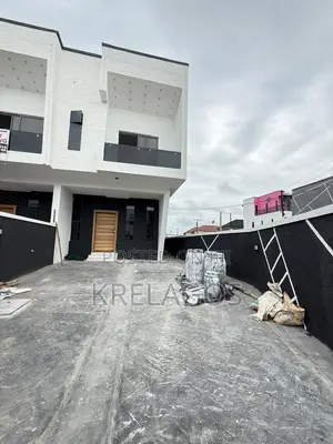 4bdrm Duplex in Ikota for sale