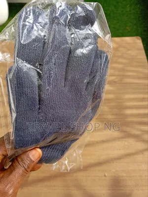 Acrylic Brushes Knitted Plain Gloves