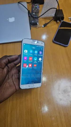 Samsung Galaxy S5 16 GB Black