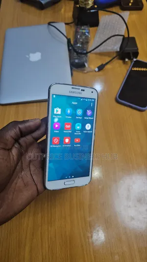 Samsung Galaxy S5 16 GB Black