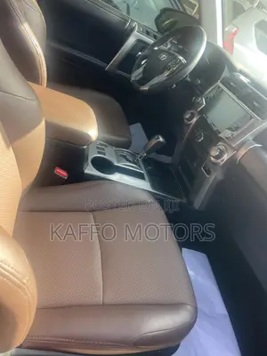 Toyota 4-Runner SR5 2021 Red