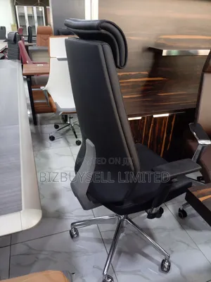 Super Executive Office Swivel and Reclining Chair With Headrest.