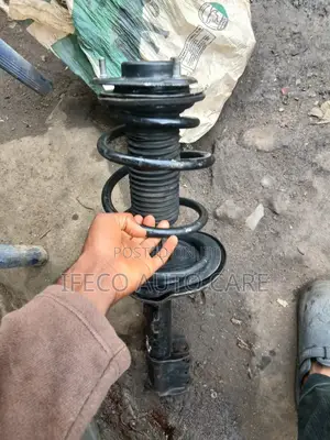 Two Front Shocks Highlander 2018