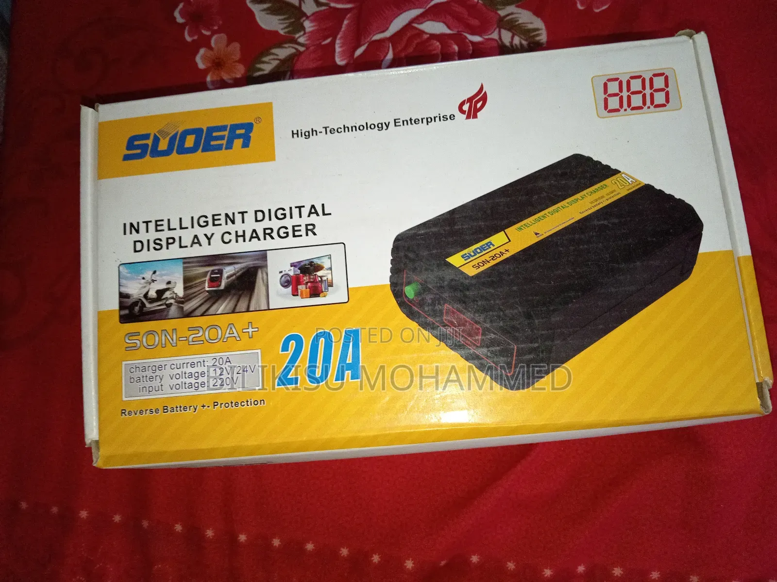 Soucer Digital Display Charger