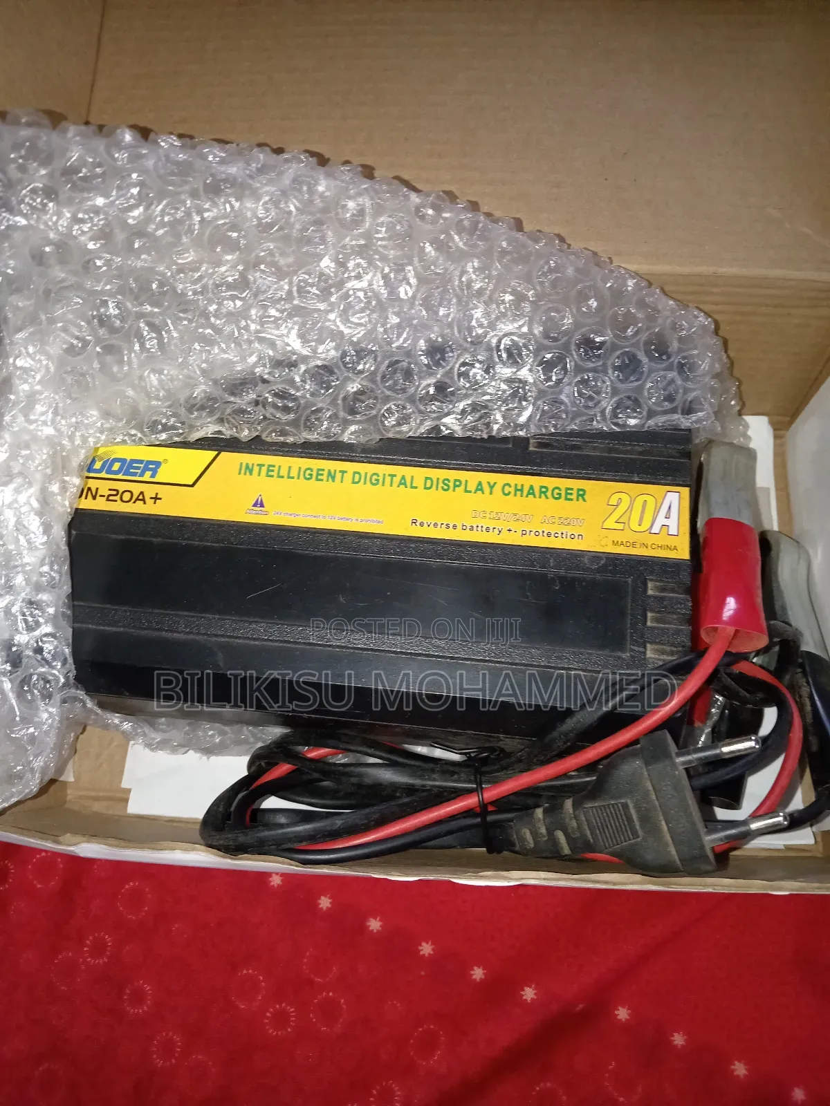 Soucer Digital Display Charger