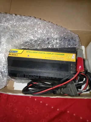 Soucer Digital Display Charger