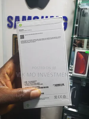 New Apple iPhone 15 256 GB Black