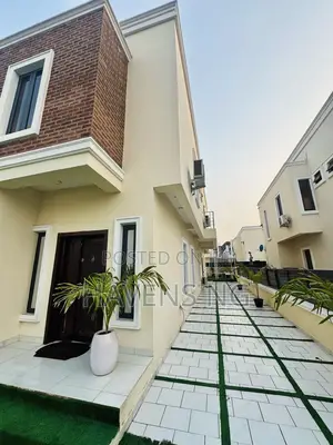 Versatile 4 Bedroom Apartment With Private Swimming Pool