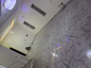 4bdrm Apartment in Chevron Alternative for rent