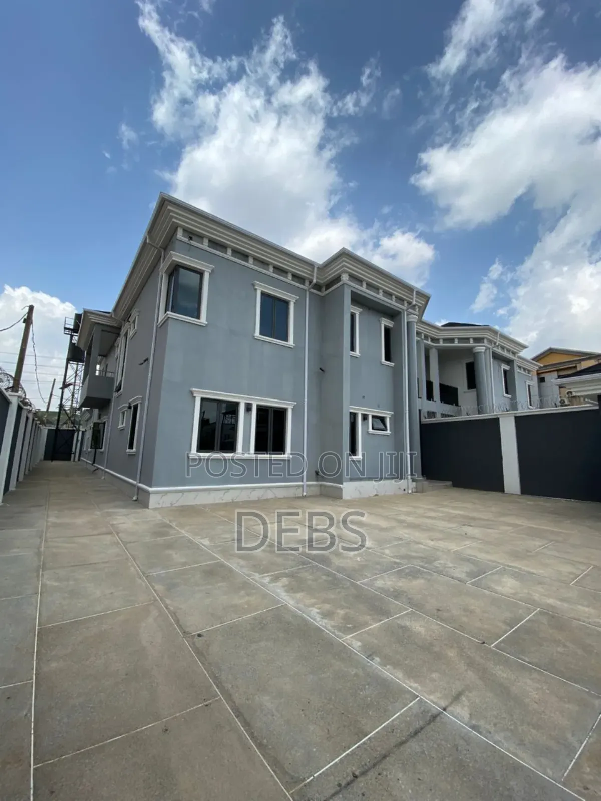 Furnished 5bdrm Duplex in Apo for rent