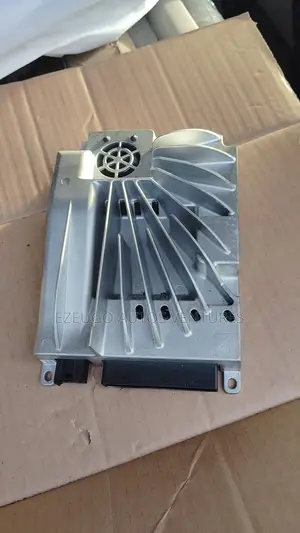 W166 Gle Amplifier