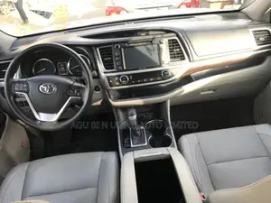 Toyota Highlander 2015 Silver
