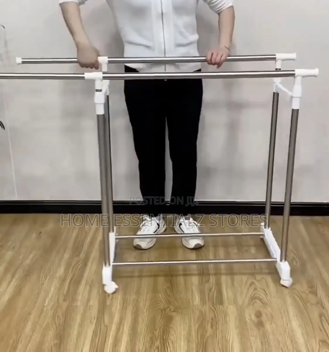 Extendable Drying Cloth Rack With Wheels