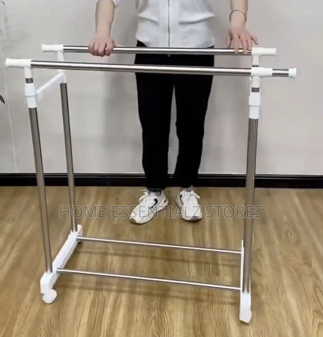 Extendable Drying Cloth Rack With Wheels