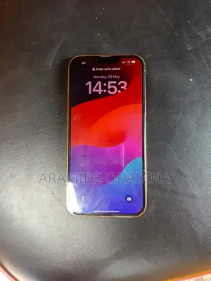 Photo - Apple iPhone 13 Pro Max 128 GB Gold