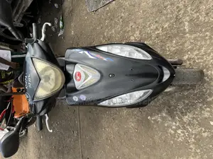 Photo - Motorcycle 2004 Black