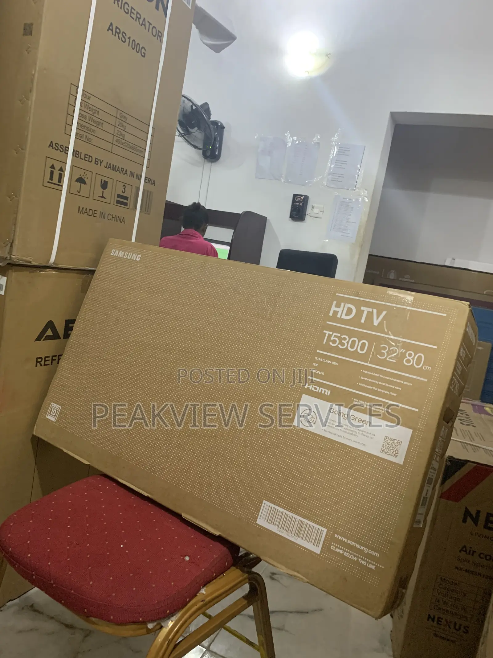Samsung 32” – Smart, Stylish, Stream-Ready