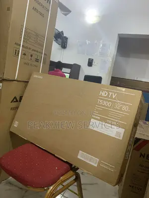 Samsung 32” – Smart, Stylish, Stream-Ready