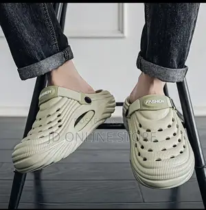 Men’S Stylish Slip-on Clogs