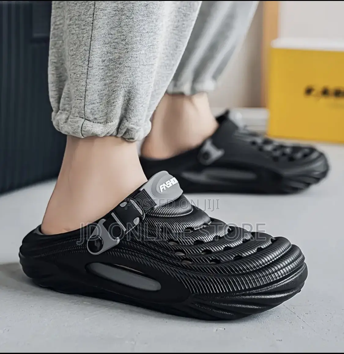 Men’S Stylish Slip-on Clogs