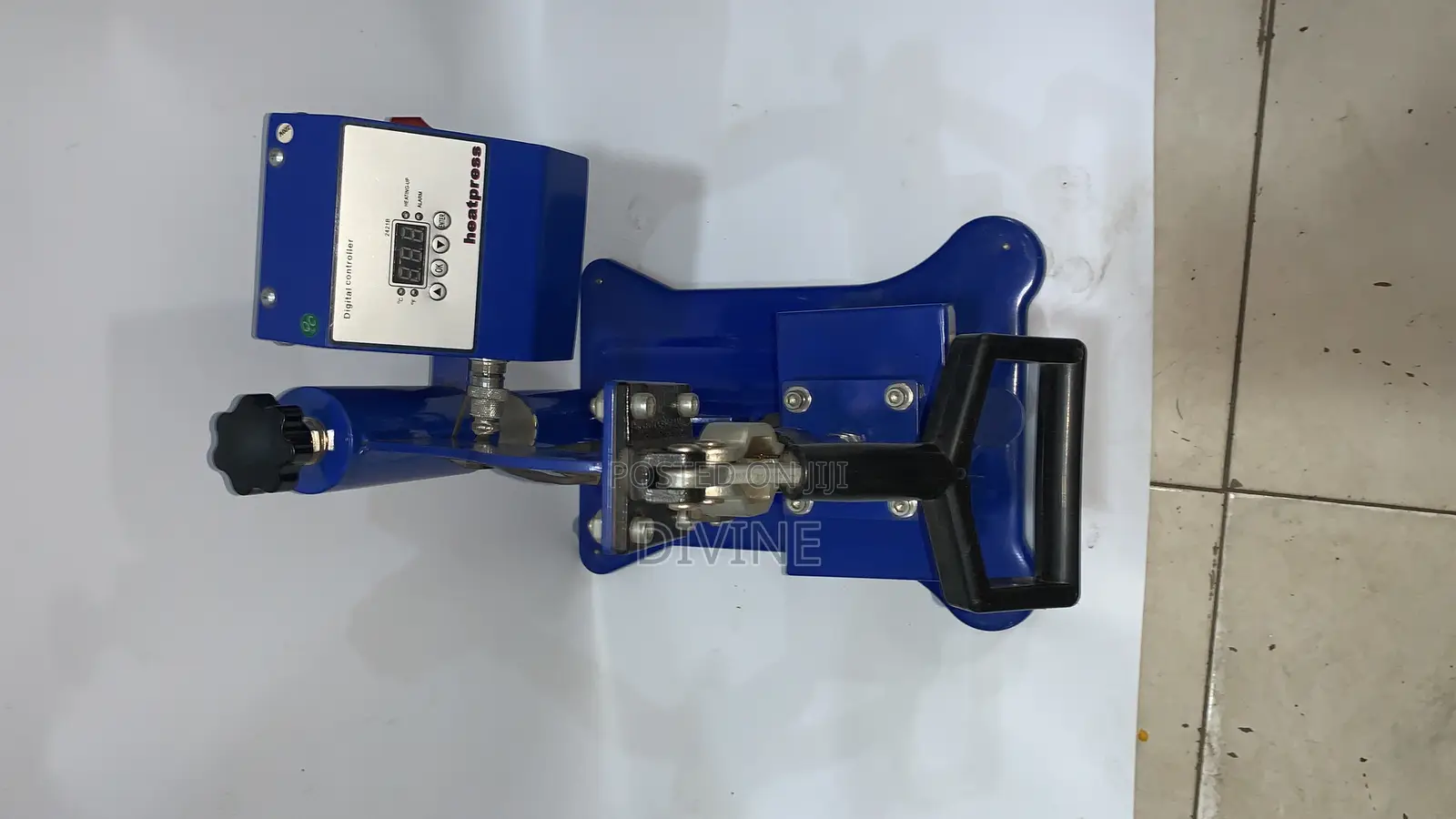 Swinging Auto Cap Heat Press Machine