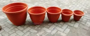 Durable Plastic Pots