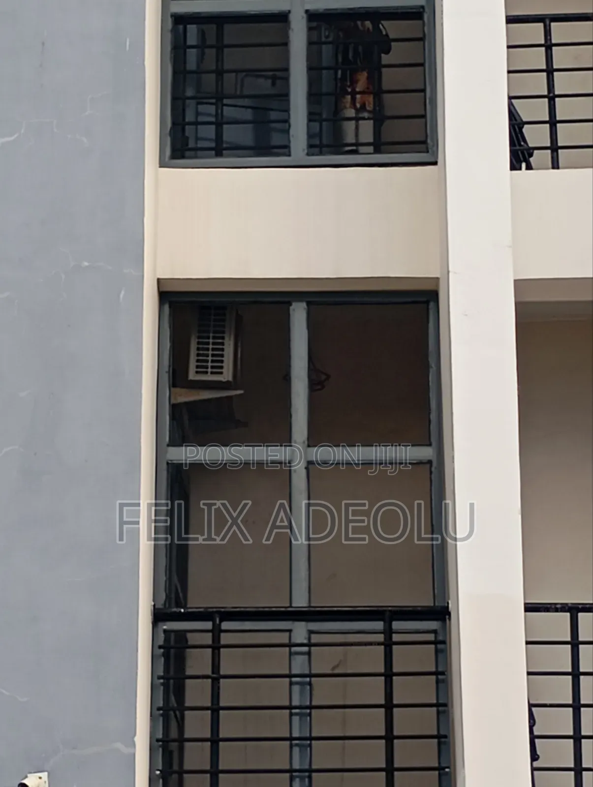 Balcony Coverage With Aluminum And Net