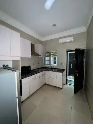 Furnished 4bdrm Duplex in Chevron Toll Gate for rent
