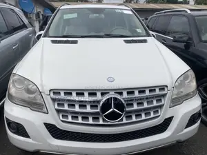 Photo - Mercedes-Benz M Class ML 350 4Matic 2010 White