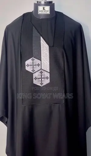 Men Agbada for Kings
