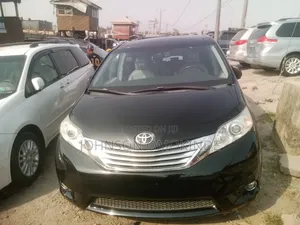 Toyota Sienna Limited 7 Passenger 2011 Black