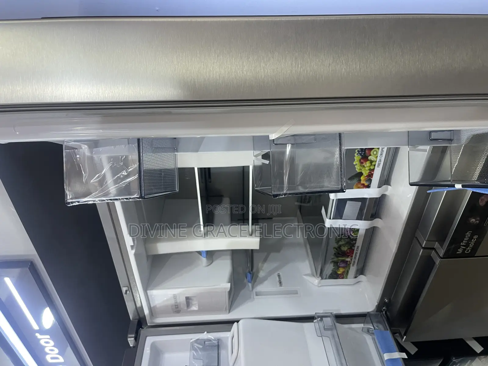 538 Litres Side by Side Hisense Inverter Refrigerator Rr