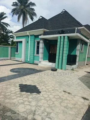 4bdrm Bungalow in Iletuntun Estate, Ibadan for rent