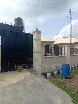 Photo - 1bdrm Block of Flats in Anu Oluwa Estate, Ibadan for sale